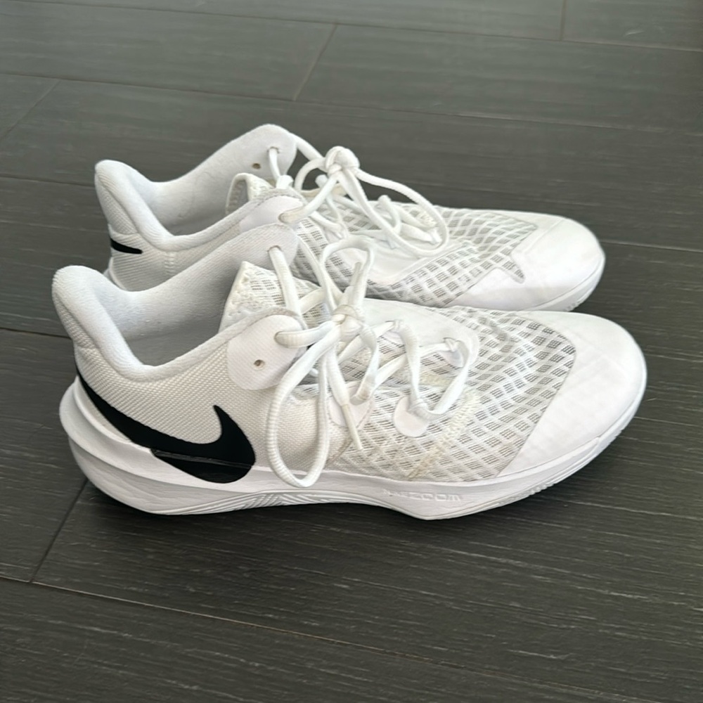 I’m selling my nike volleyball shoes. They’ve been worn once to practice.